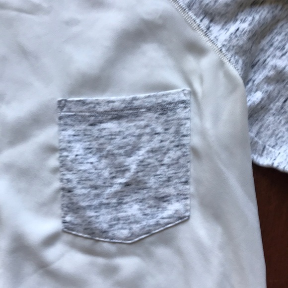 Lou & Grey Pocket Sweatshirt, Small - Picture 2 of 5